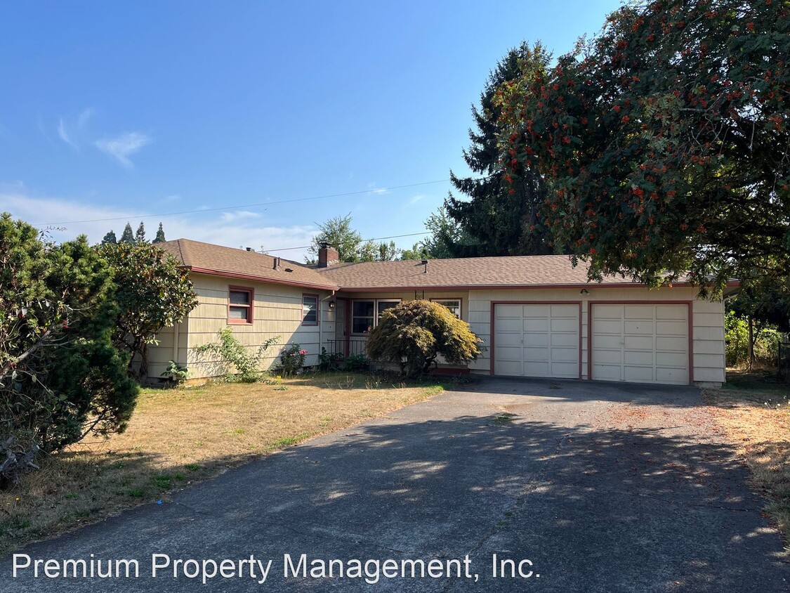Primary Photo - 3 br, 1.5 bath House - 3726 Anita Dr NE
