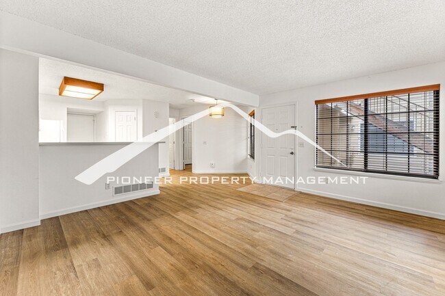 Foto del edificio - Gorgeous Condo with Washer/Dryer and Centr...
