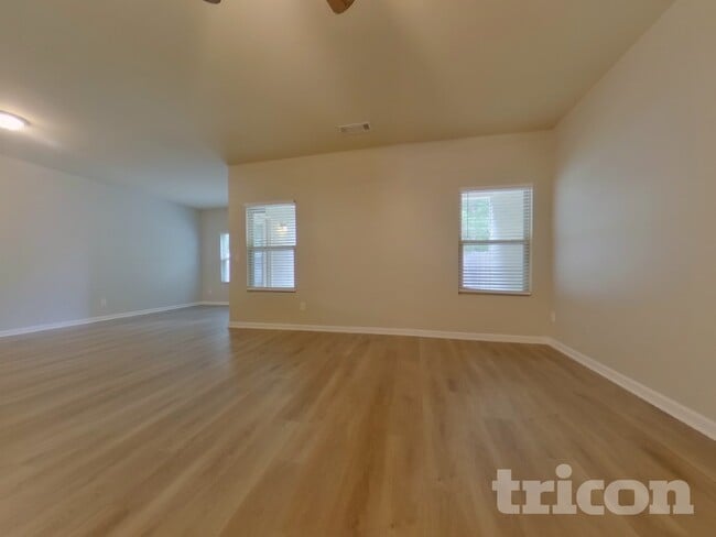 Building Photo - 23 Ponders Rd