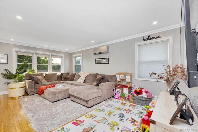 Foto del edificio - 464 Lindell Blvd