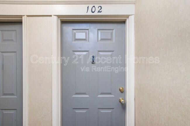 Foto del edificio - 12113 Greenway Ct