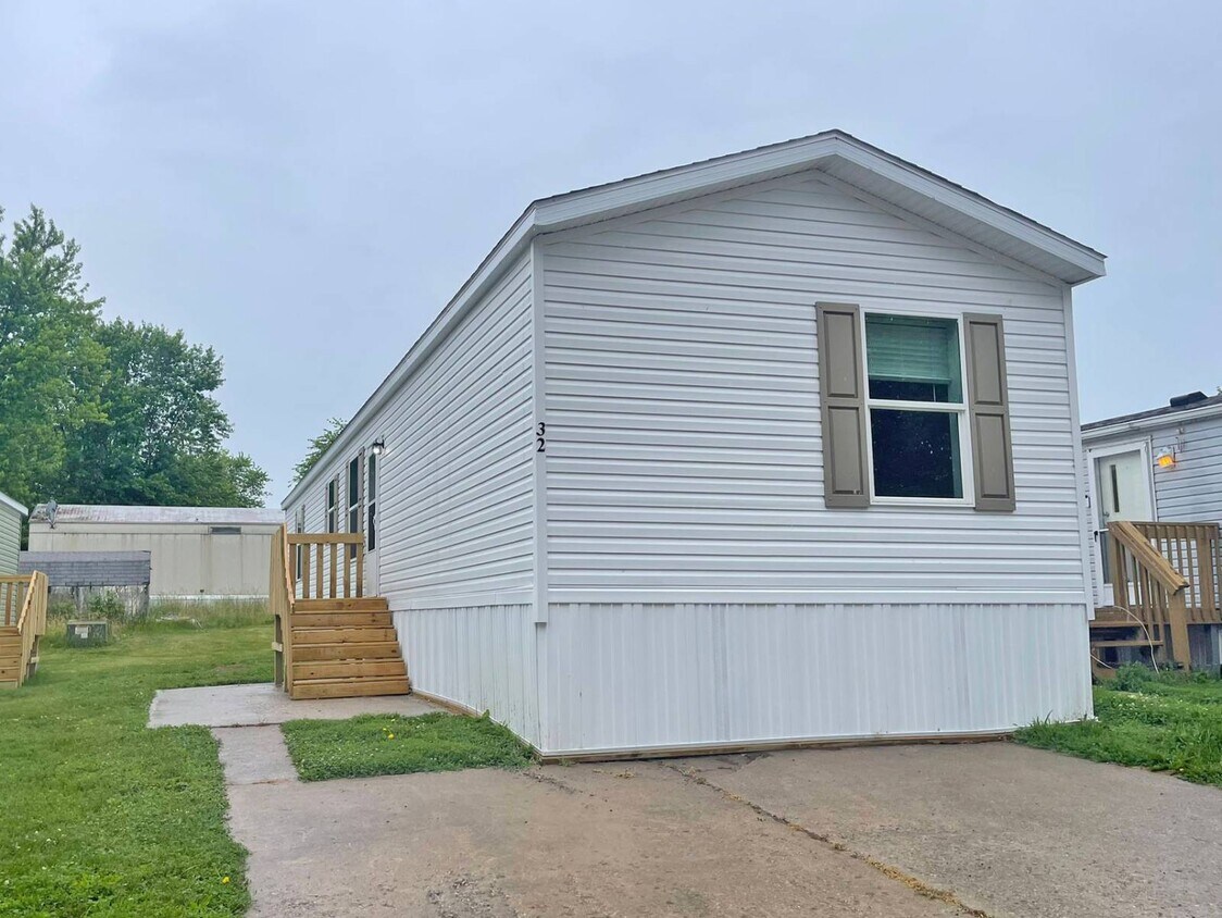 Foto principal - 781 W Walcott Rd