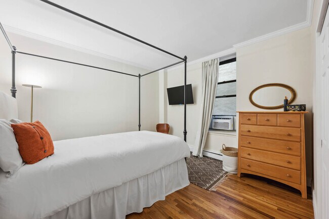 Foto del edificio - 137 W 110th St