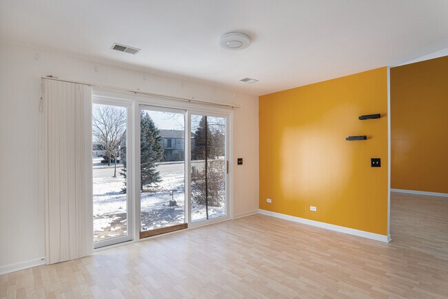 Foto del edificio - 712 Hamilton Ct