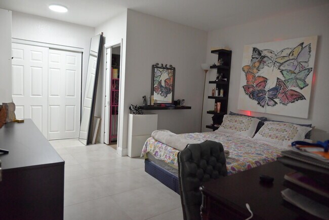 Foto del edificio - 1331 NW 3rd St
