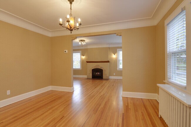 Foto del edificio - 1323 Portland Ave