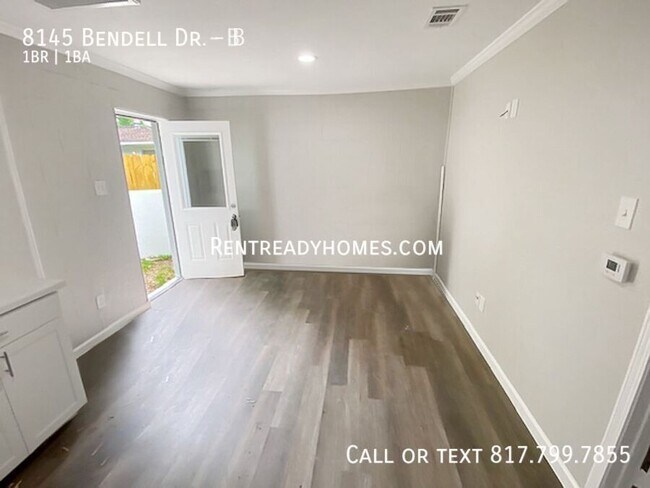 Foto del edificio - 8145 Bendell Dr
