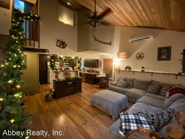 Building Photo - 3 br, 2 bath House - 1266 Bay Loop SW