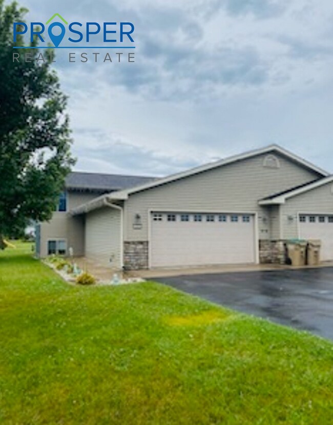 Building Photo - FO13353