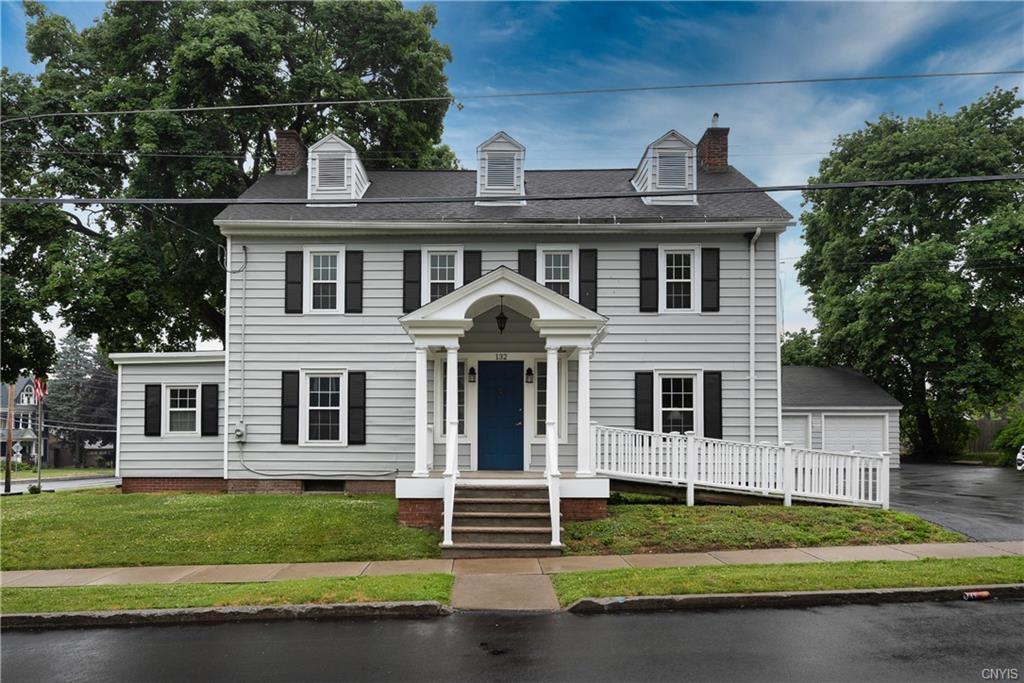 Primary Photo - 132 North St