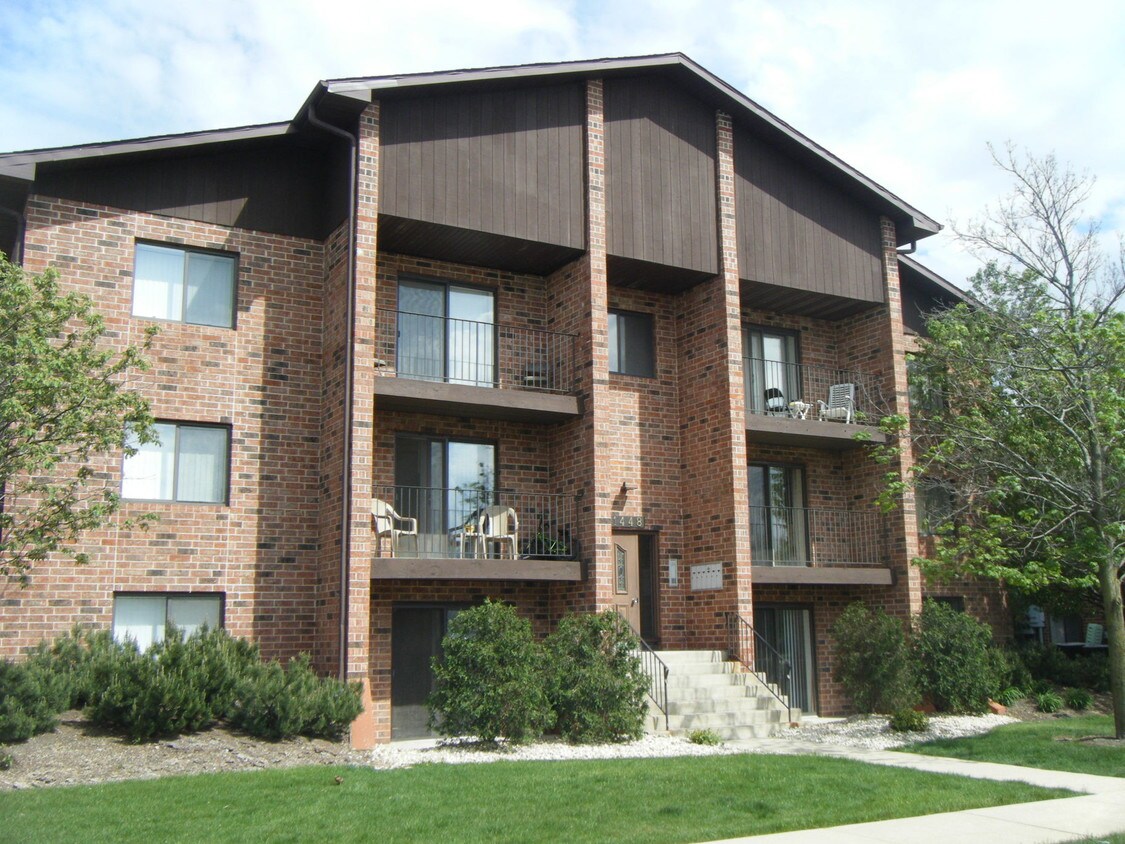 Foto principal - 1448 Rock Run Dr