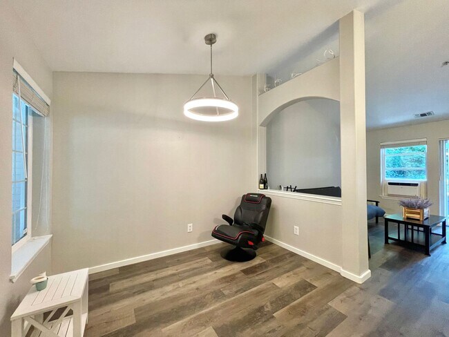 Foto del edificio - Great Condo For Rent