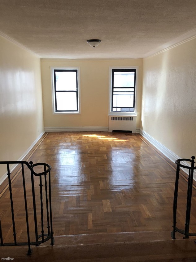 Primary Photo - 1225 Sherman Ave