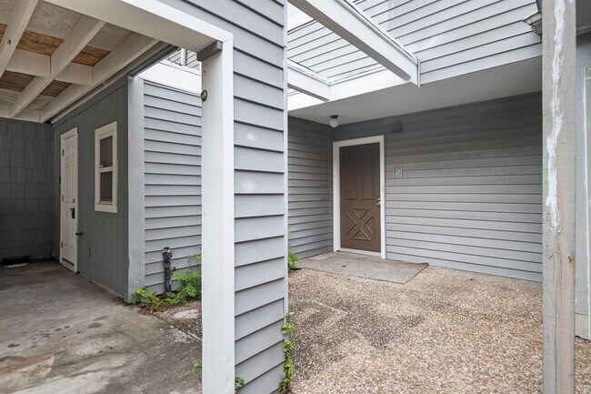 Building Photo - 5908 Arncliffe Dr