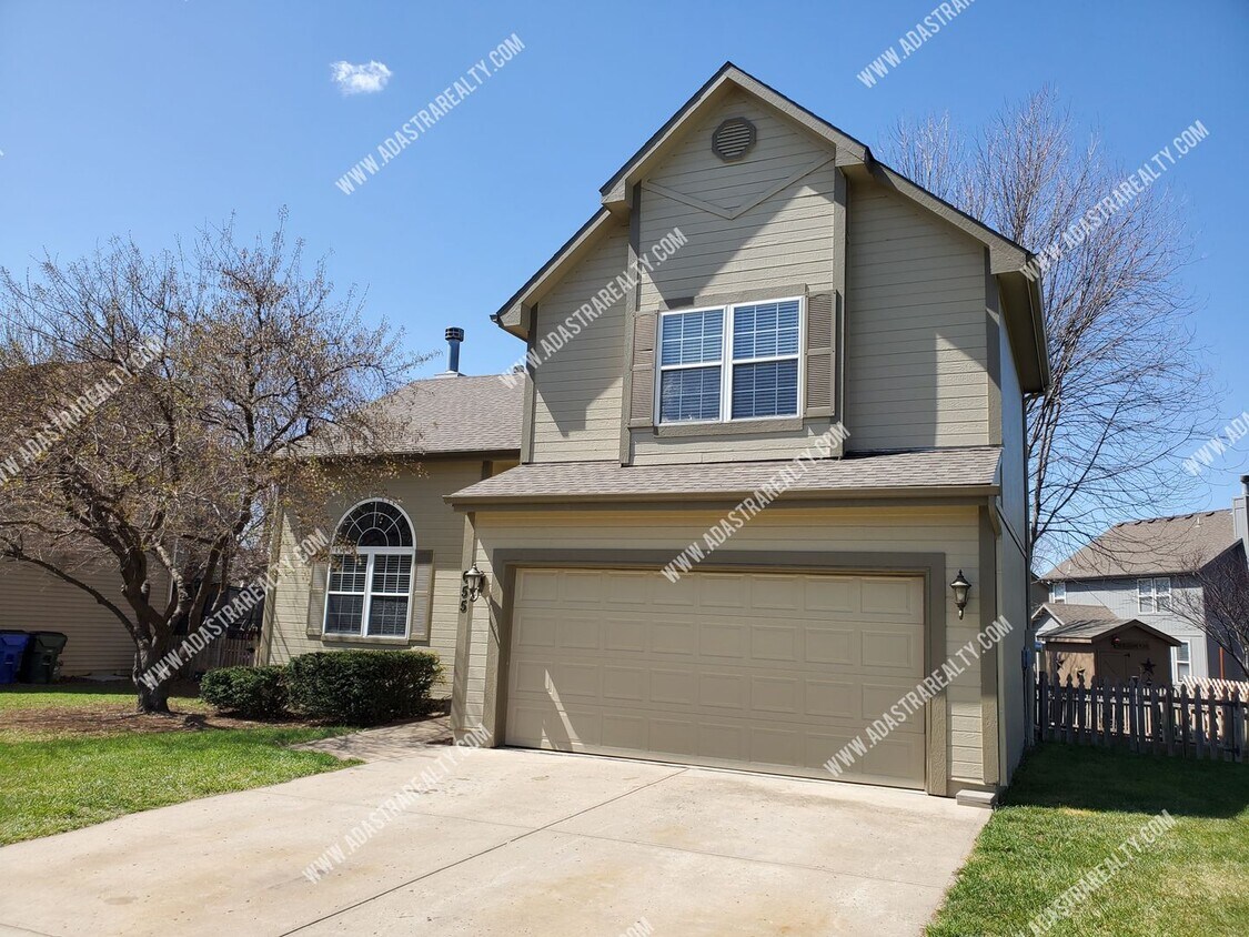 Foto principal - Move In SPECIAL!! Gorgeous 4 Bedroom /3 Ba...