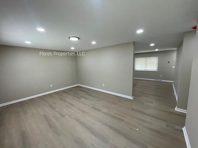 Foto del edificio - 2561 Milverton Way