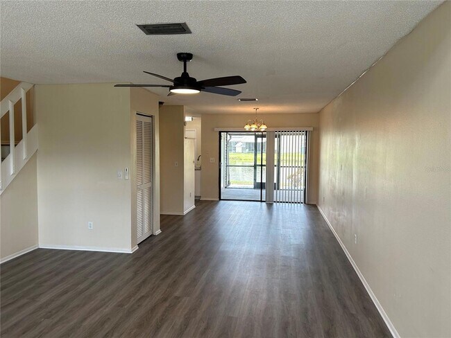 Foto del edificio - 12682 Castle Hill Dr