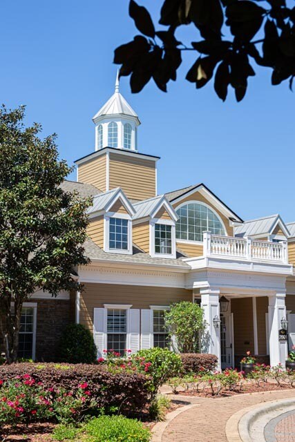 Building Photo - 5730 Thomasville Rd