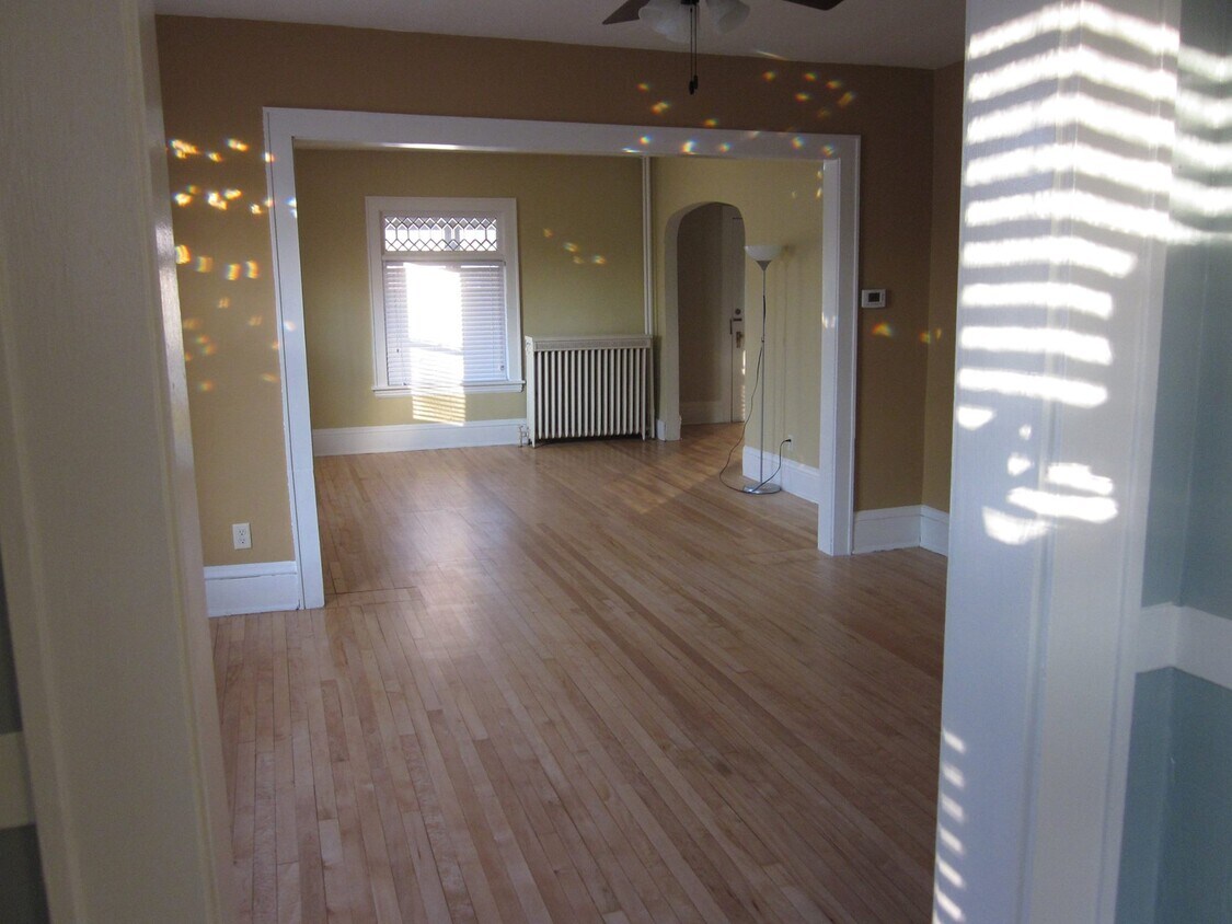 Primary Photo - 2847 31st Avenue South
