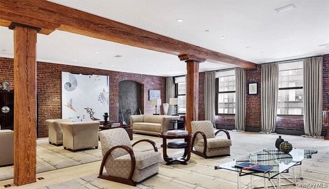 Building Photo - 500 Greenwich St