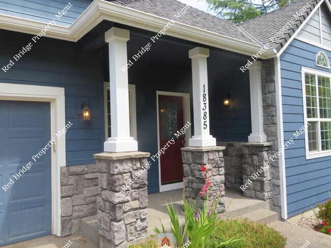 Foto del edificio - 18385 SW Swanstrom Dr