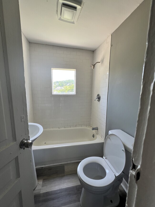 Foto del edificio - 722 Snow St