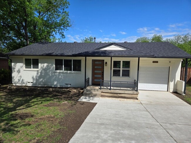 Building Photo - 2647 Springvale Dr