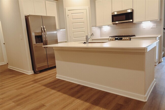 Foto del edificio - 8494 Sweet Cherry Ln