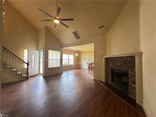 Foto del edificio - 4447 Rivermill Ct