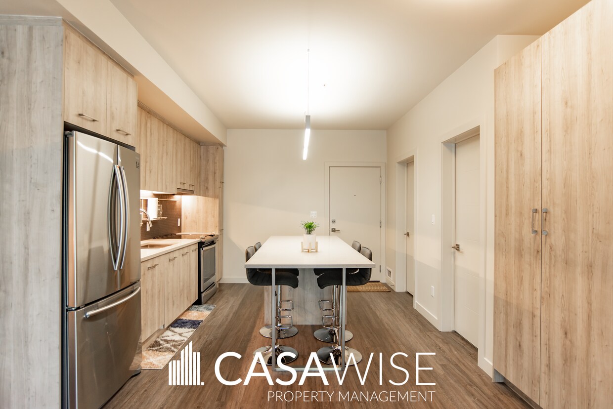 Primary Photo - 10837-383 83 Ave NW