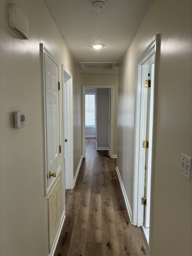 Foto del edificio - 6186 W Grenada St