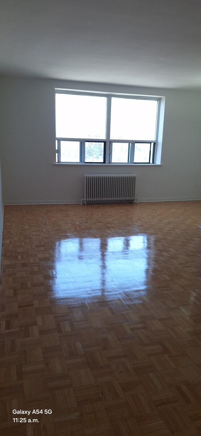 Building Photo - Benville Court Apartments