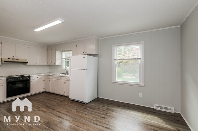 Foto del edificio - 6008 Potter Rd