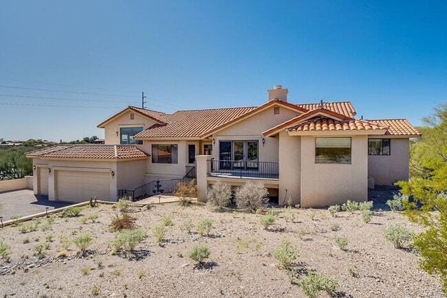 Building Photo - Amazing 4 bdrm/3bth-Multi-Level Custom Home.