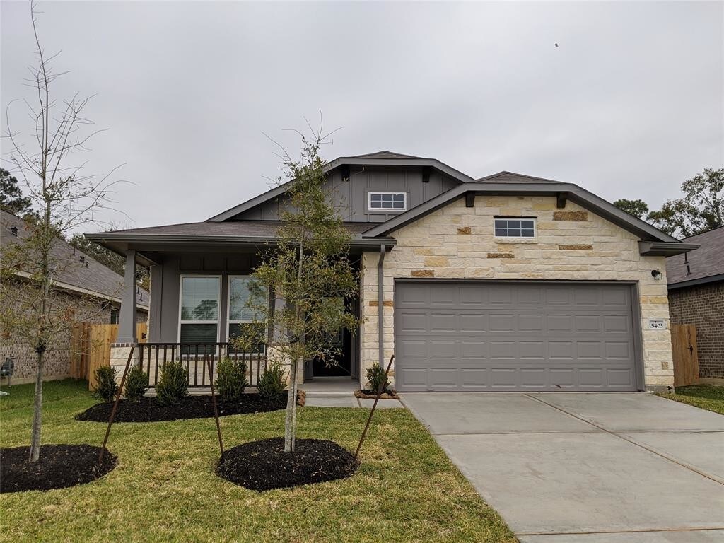 Primary Photo - 15403 Lakewood Terrace Dr