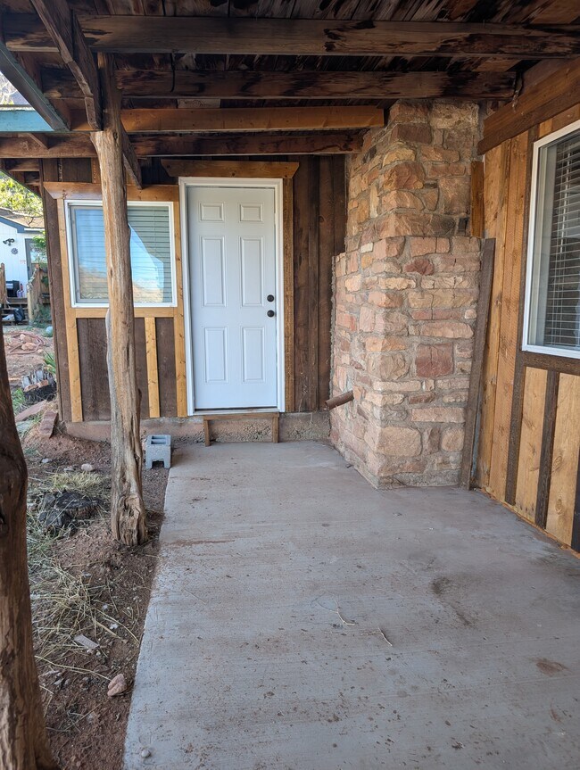 Building Photo - 2690 S Highway 191