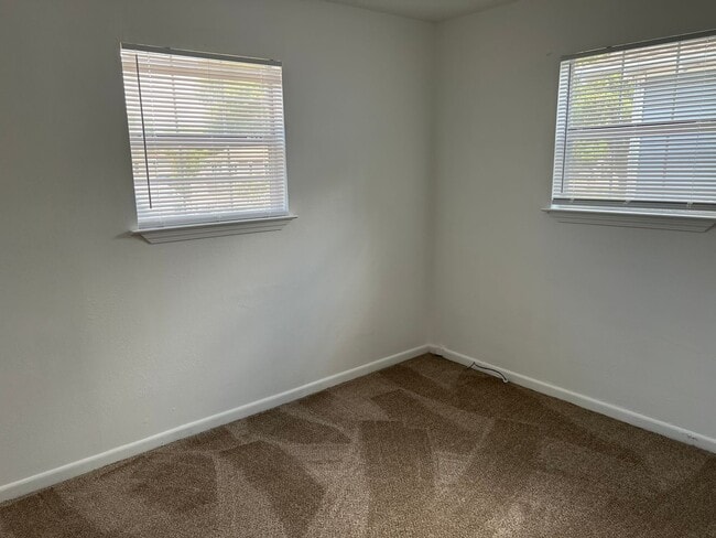 Foto del edificio - 217 Bay St NW