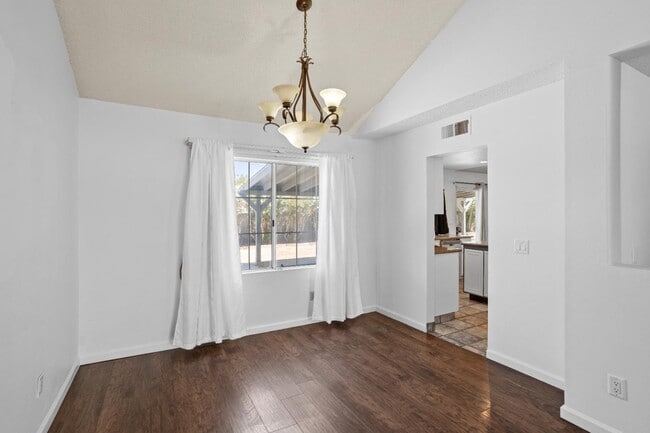 Building Photo - 14710 Ponderosa Ranch Rd