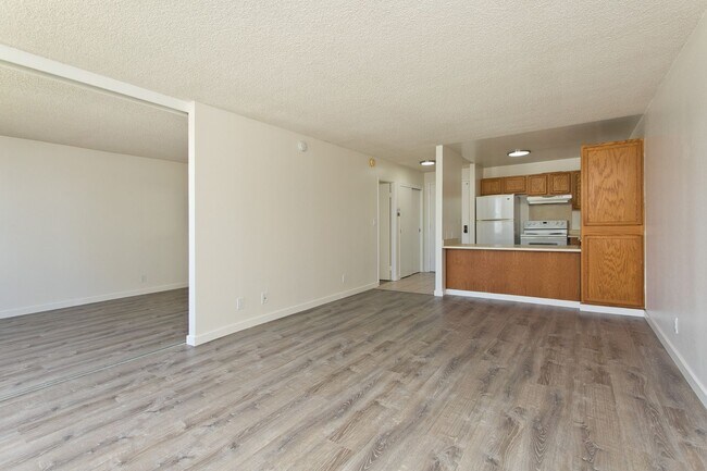 Foto del edificio - Kukui Plaza #D1905 - Downtown Convenience ...