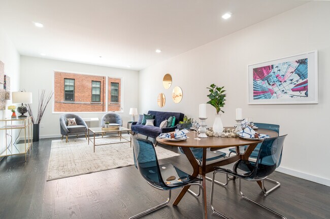 Foto del edificio - 6122 HUDSON Ave