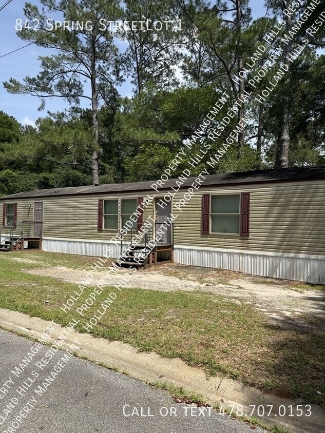 Primary Photo - 842 Spring St