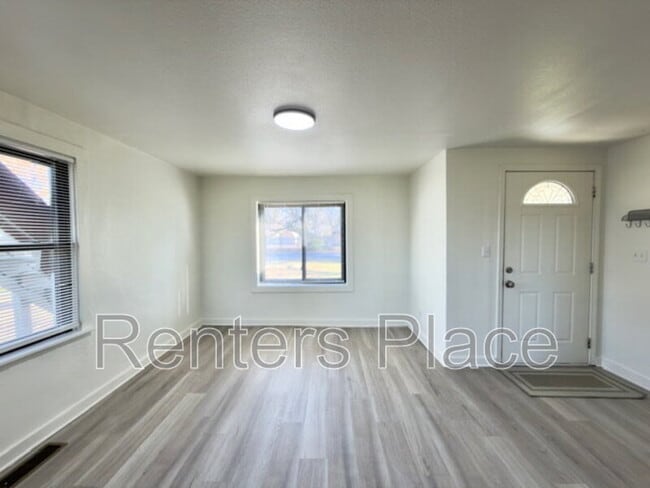 Foto del edificio - 5736 S Quincy Pl