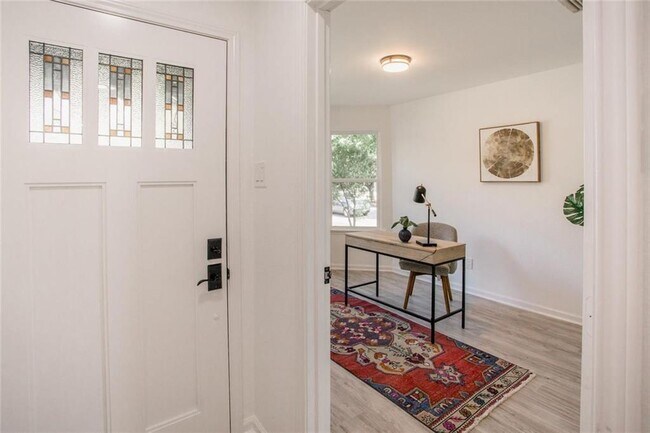 Foto del edificio - 9908 Briar Ridge Dr