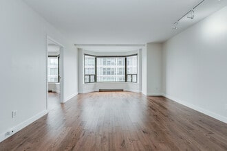 Building Photo - 175 Cumberland St