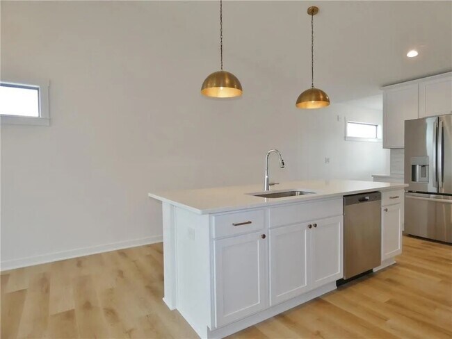 Foto del edificio - 2904 Bluebell Ln