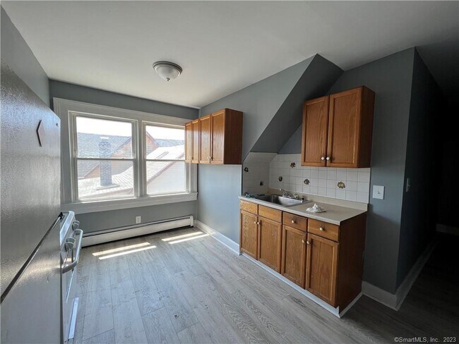 Foto del edificio - 251 Black Rock Ave