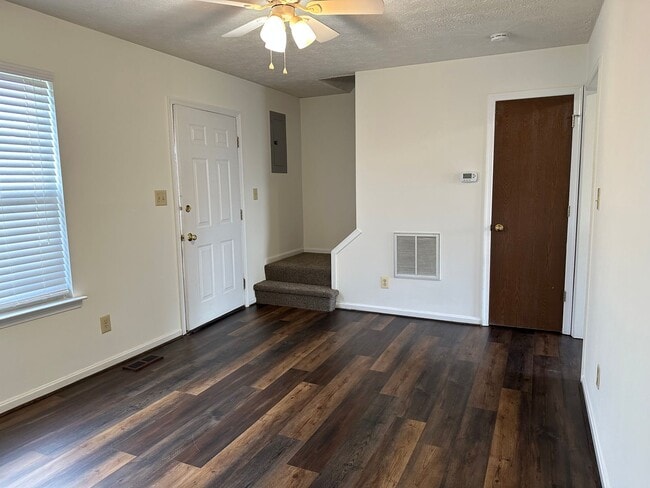 Building Photo - End Unit Townhome