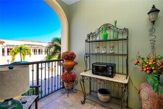 Building Photo - 23191 Fashion Dr