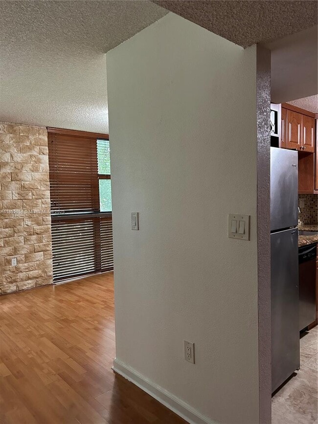 Foto del edificio - 11750 SW 18th St
