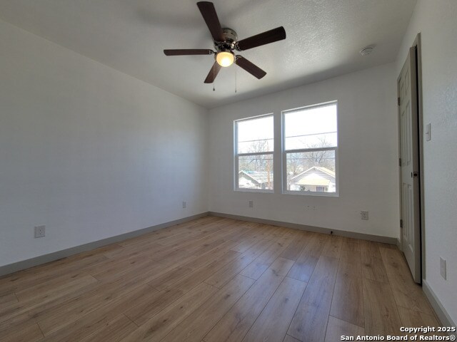 Foto del edificio - 120 Henry St